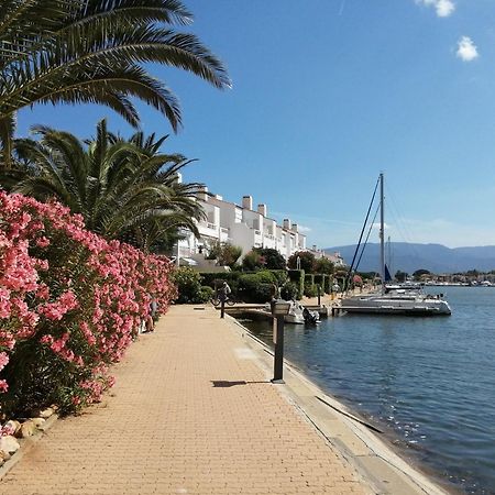 Vue Lagune Et Bateaux A 100M De La Plage Сен-Сиприен Экстерьер фото